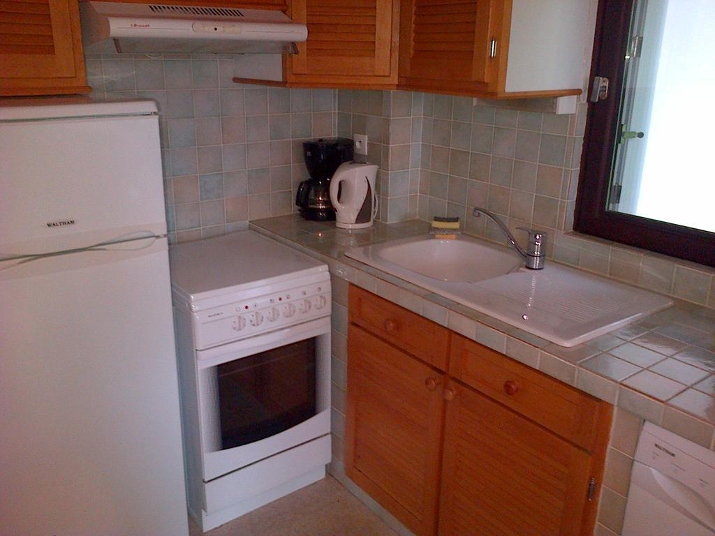 Appartements Le Clos Des Gentianes Allevard Δωμάτιο φωτογραφία